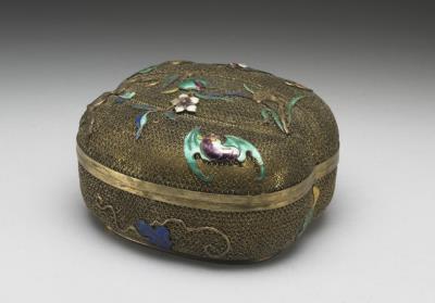 图片[3]-Peach-shaped box with filigree metalwork and colored enamel. Qing dynasty (1644-1911)-China Archive